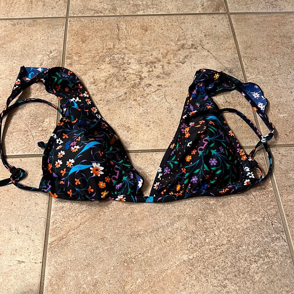 Bikini top